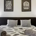 Splendid apartment at Gozsdu Courtyard