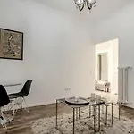 Splendid apartment at Gozsdu Courtyard